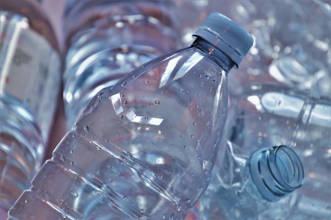 the bottle, plastic, segregation, processing, recycling, reflection, container, waste, garbage, responsibility, throw, blue, services, pollution, empty, shine, wet, problem, to treat with, transparent, plastic waste, earth day, plastic, plastic, plastic,