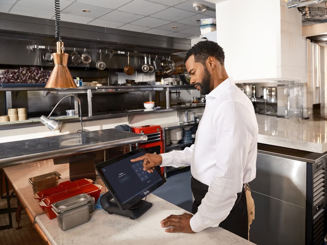 Understanding Restaurant Management Software in UK Restaurants and Hotels